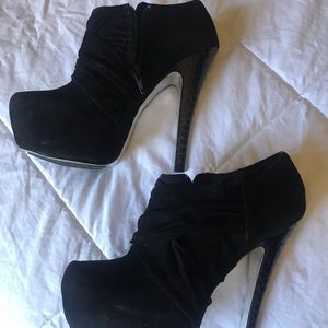 Black ankle boots